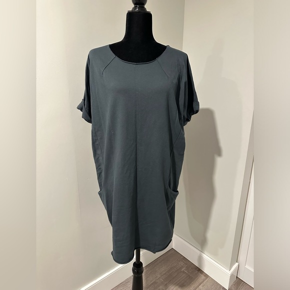Senzatempo T-shirt Dress - Picture 1 of 2